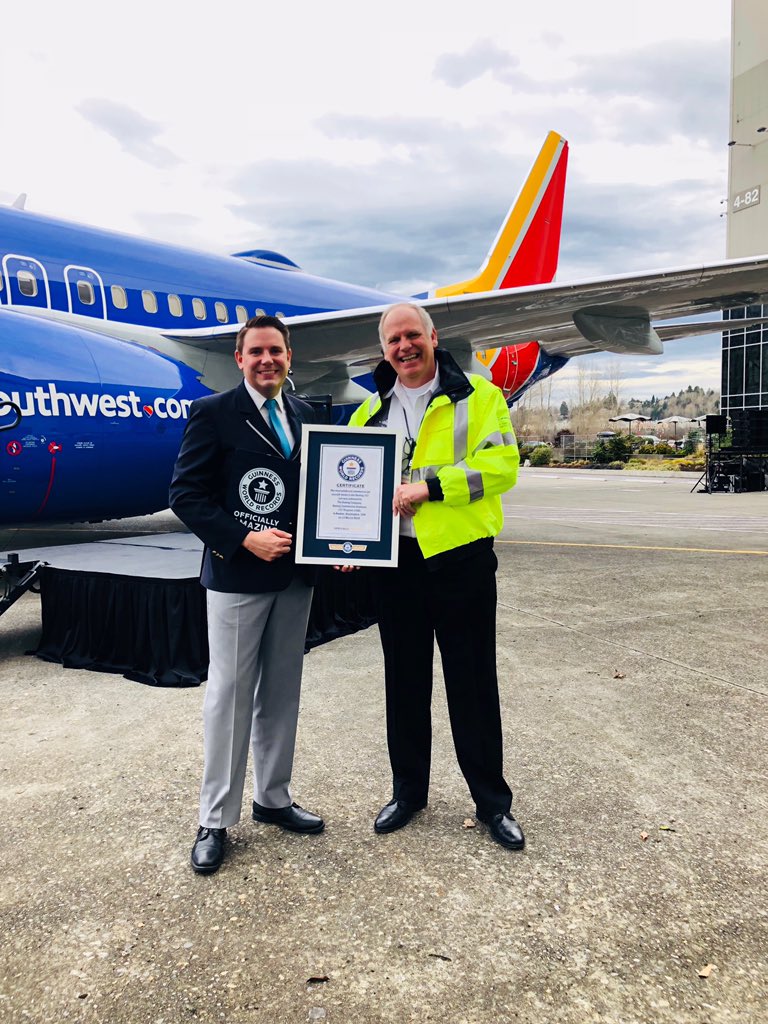 Resultado de imagen para 10,000 Boeing 737 Southwest Guinness