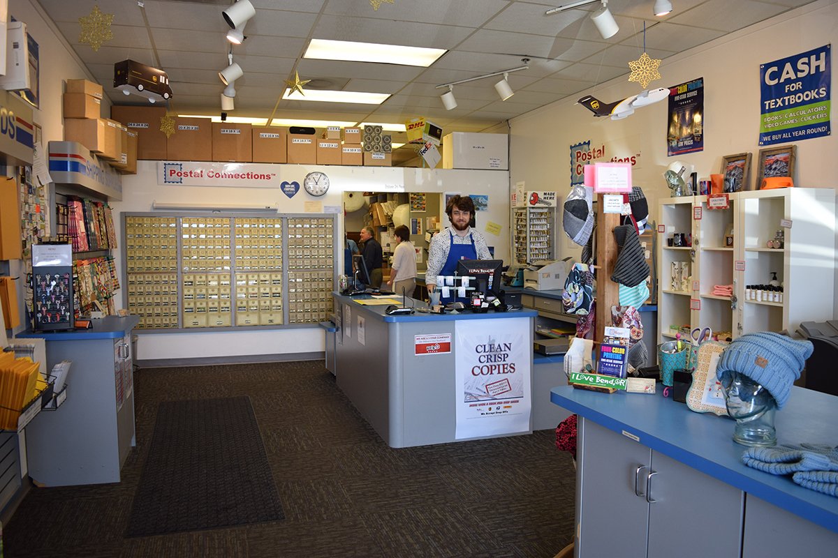 BendPostal's tweet image. Courteous. Capable. Can-do. The formula for incomparable customer service. Discover how we make a difference in our customers' lives: ow.ly/PhZx30iLARf