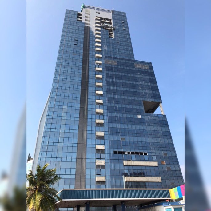 H_haleem_AH's tweet image. #IGMH 25 Bureege Imaarah. 
Sih’hee Dhaairaa ah Mi Sarukaarun Vanee Ingilaabee Bodu Badaleh Genesdhehvaafa. Dhen keevegentho alhugandumen Magumachah Nukume Muzaaharaa Kuranveekee!Dhivehin Beynumeh nuvey Muzaaharaa Kuraakah. #TharaggeeAaekuRayyithun @RaeesYameen2O18