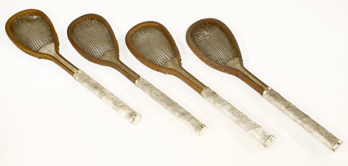 This set of four lopsided real tennis rackets by Tison just sold for £13,000 plus BP! bit.ly/2p7X5IZ #tison #tennis #tisonracket #fineinteriors #auction #sportingmemorabilia