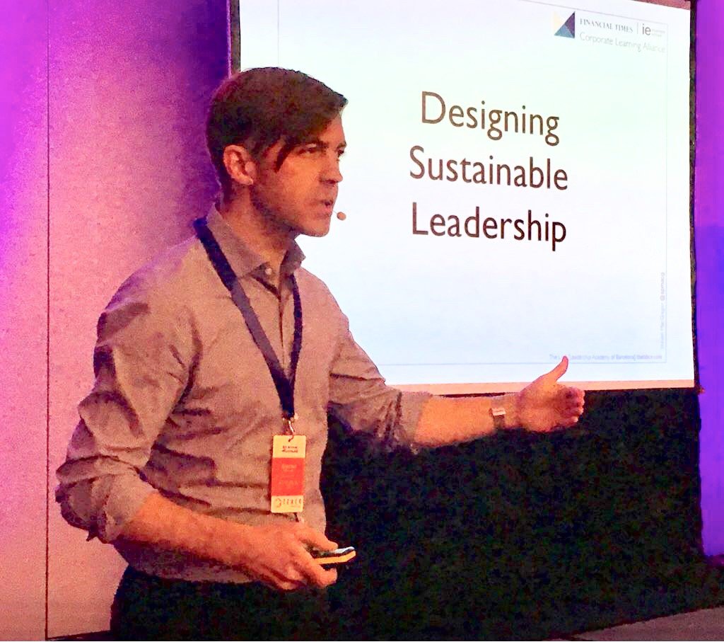 goheadspring's tweet image. Dr Steven MacGregor, @FTIECLA educator, kicks-off our session on driving a more human approach to #leadership in a world obsessed with AI and digital transformation #HRCoreLab Barcelona  @spmacg