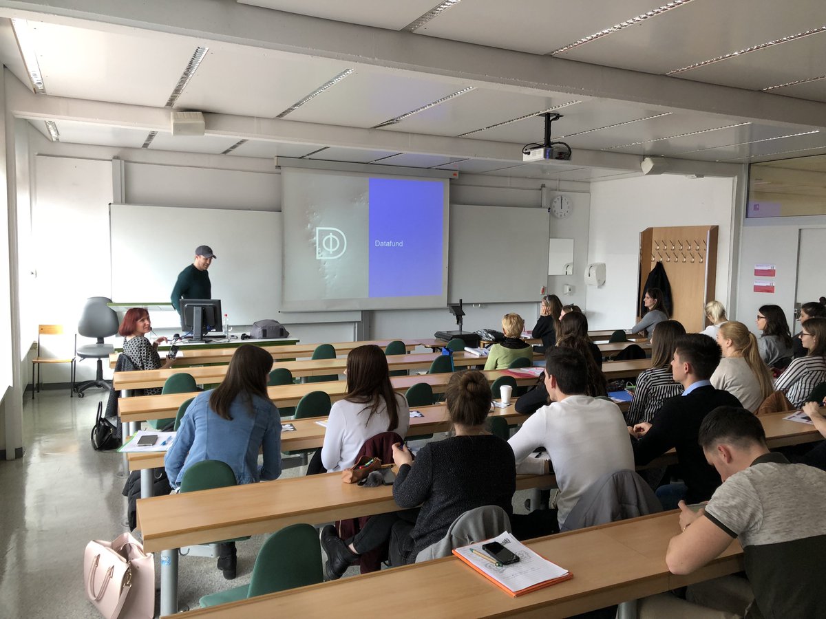 DataFundProject's tweet image. Our @GasperZupan is having a lecture at Faculty of Economics, University of Ljubljana. He is talking about #dataprivacy, #blockchain and the #Datafund project.