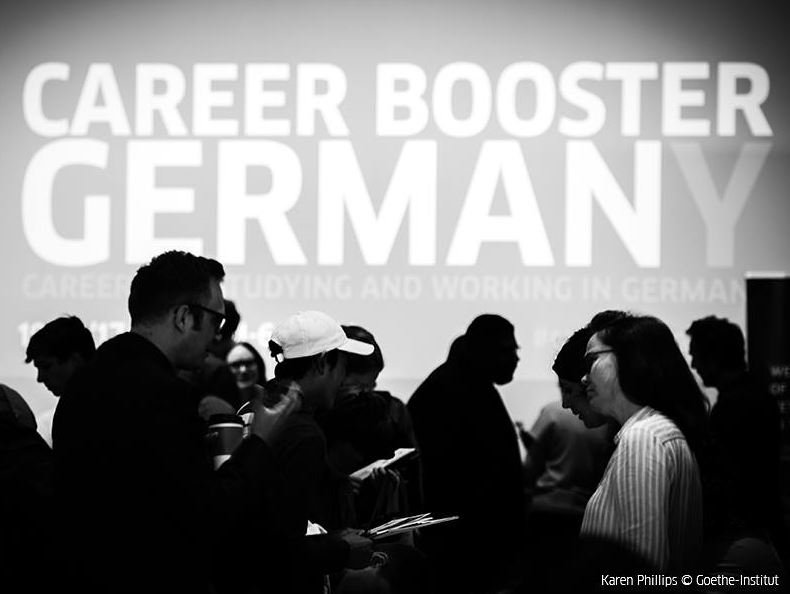 GoetheDC's tweet photo. Curious about studying in Germany? Visit information sessions about professional trainee, university degree programs, and scholarships. April 27th, we are bringing our Career Booster Germany in Houston to students, teachers, and parents in Texas!
https://t.co/9Ten4ckvsn https://t.co/1b3szSnbC9