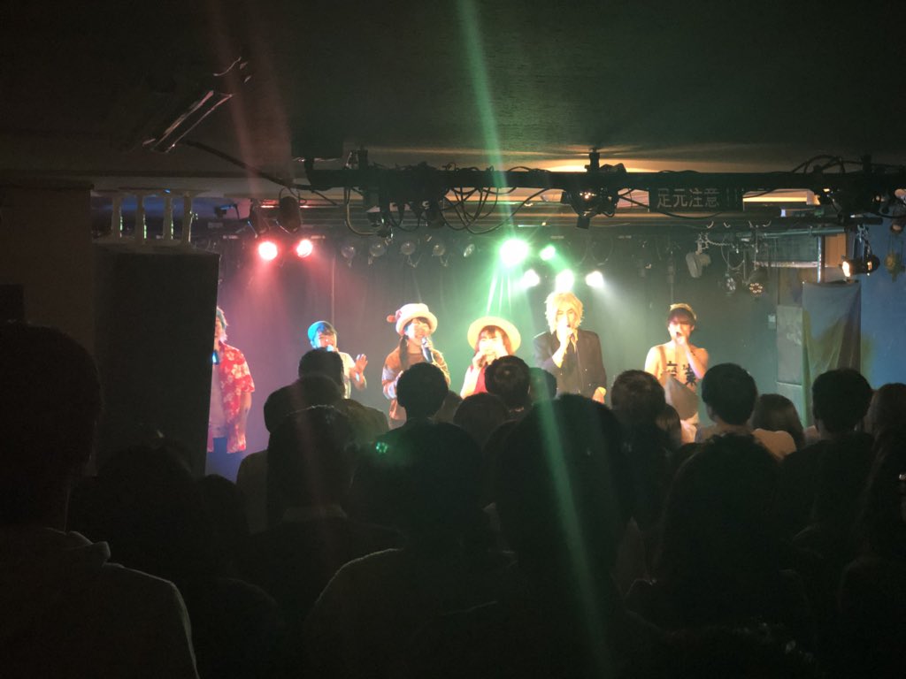 livetopmono's tweet photo. 池袋monoアカペラLASTライブWEEK初日は明治学院大学Musik Spielより、おむすびシンドロームでした！Mスピは本当にmonoによく出演してくれている子が多いので、会場も知った顔���らけで、ほっこり。
まず何より、超いいライブで、超いい仲間でした！！またいつでも遊びにおいで！ https://t.co/eWcODpaYzU