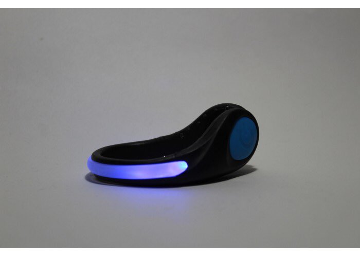 enviofacilmx's tweet photo. Eres fanático de los deportes al #airelibre. Esto te puede servir. EnvioFacilMxShopping te ofrece clips de seguridad para caminar, correr, bicicleta, patines,etc. #runners #ciclismo #Deportes #seguridad #vacaciones #SemanaSanta  https://t.co/DuWxuuMAtW https://t.co/6ylFVrQyn6