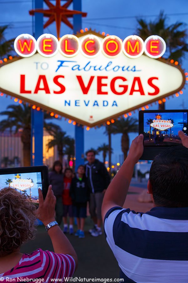 pivotpnt's tweet photo. Where will you be March 25-28?  Join us in Las Vegas for #ACMP2018!  The "Greatest Change Conference!"  #organizationalchange, #changemanagement, #changeleadership, #leadchange, #attach2change https://t.co/iA0wU7DmQz
