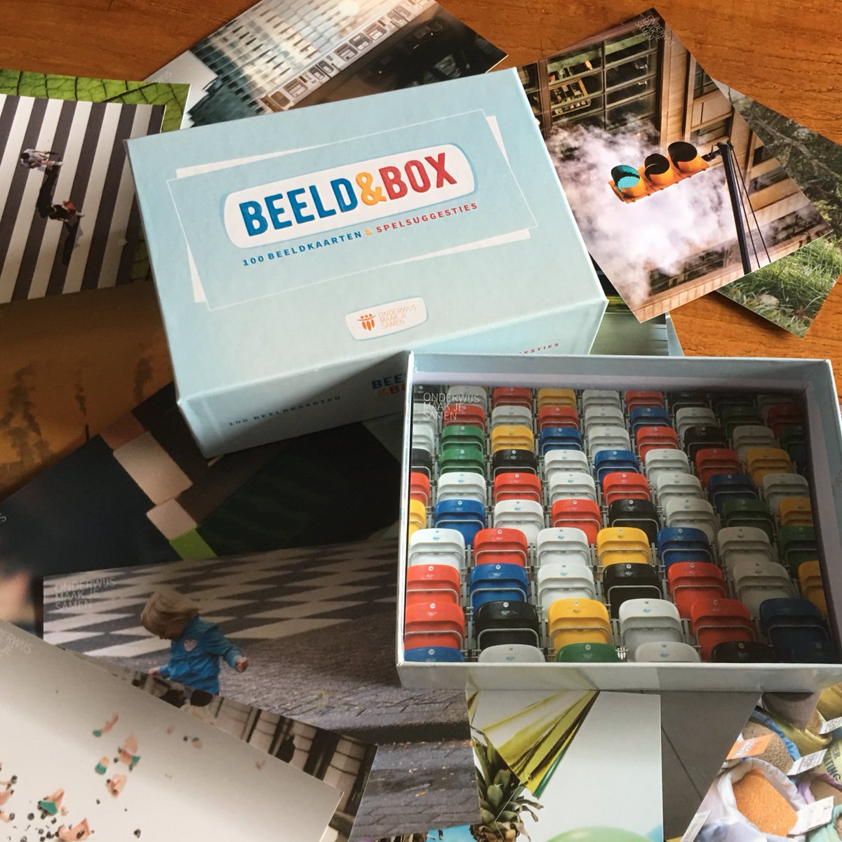 CDinOnderwijs's tweet photo. Beeldbox van #omjs 100 afbeeldingen op ansichtformaat en spelsuggesties. Nu nog even wachten op de Geluidsbox. #beeld #metafoor. Wordt vriend van OMJS en krijg deze prachtige producties als 'eerste' in huis! #onderwijs #maakjesamen https://t.co/oUEaDtjdHg