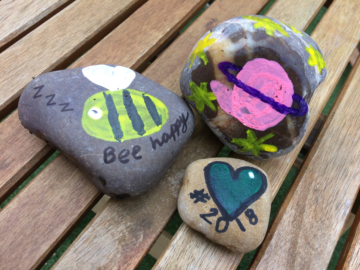 PencalenickSch's tweet photo. A successful morning rock hunting with KS2 #KernowRocks #TruroRocks always worth popping into @TruroLib and the library garden https://t.co/TqPwgPS85b