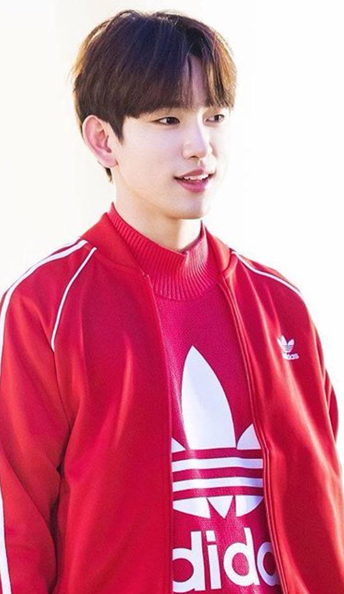 got7___junior's tweet photo. え？？なんか
幼いな可愛いわ https://t.co/0JYLzDJxvE