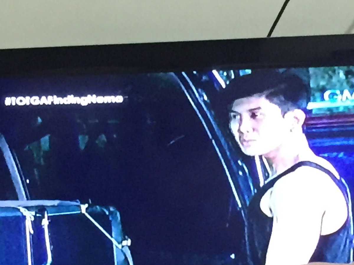 mont_gio's tweet photo. Nakita ni bunny ang lalakeng pogi hot pa @narcabico #TOTGAFindingNemo https://t.co/XtRTWFselI