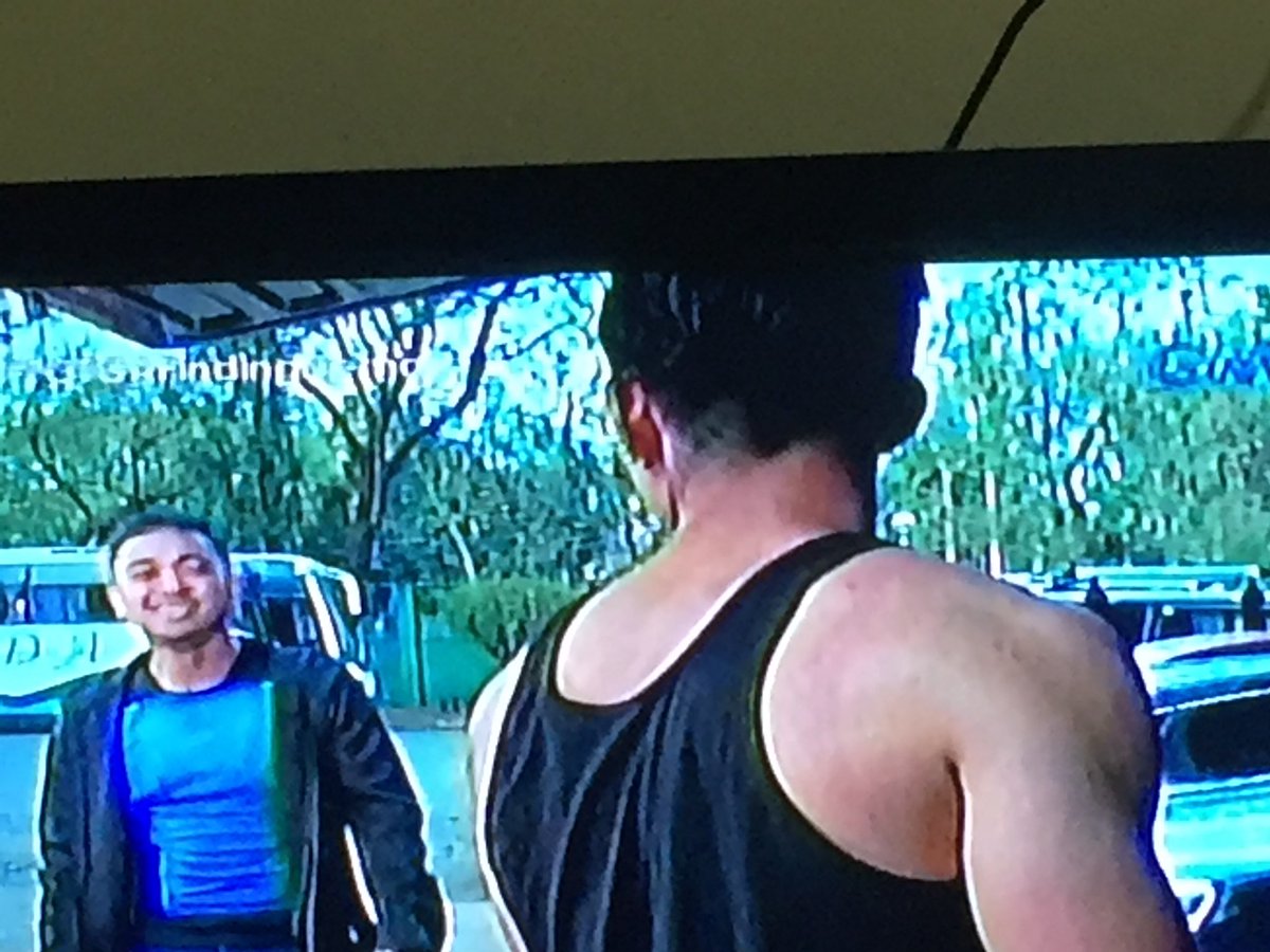 mont_gio's tweet photo. Nakita ni bunny ang lalakeng pogi hot pa @narcabico #TOTGAFindingNemo https://t.co/XtRTWFselI