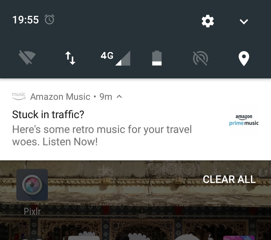 classyydesi's tweet image. Stuck in #Traffic for 10 mins
And I get notified this..
#scarytechnology