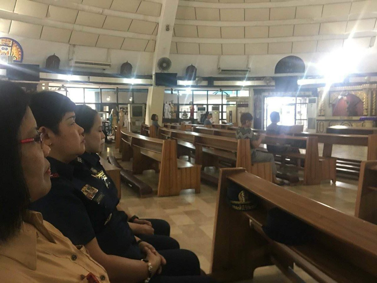 CrimeLaboratory's tweet photo. @pnpdpcr @pnppio @PNP_CPSM  Pssupt Sim, DDA, CL together with CL personnel during the Novena Sponsored Mass at St Joseph Chapel https://t.co/Wnsrw4yhbq