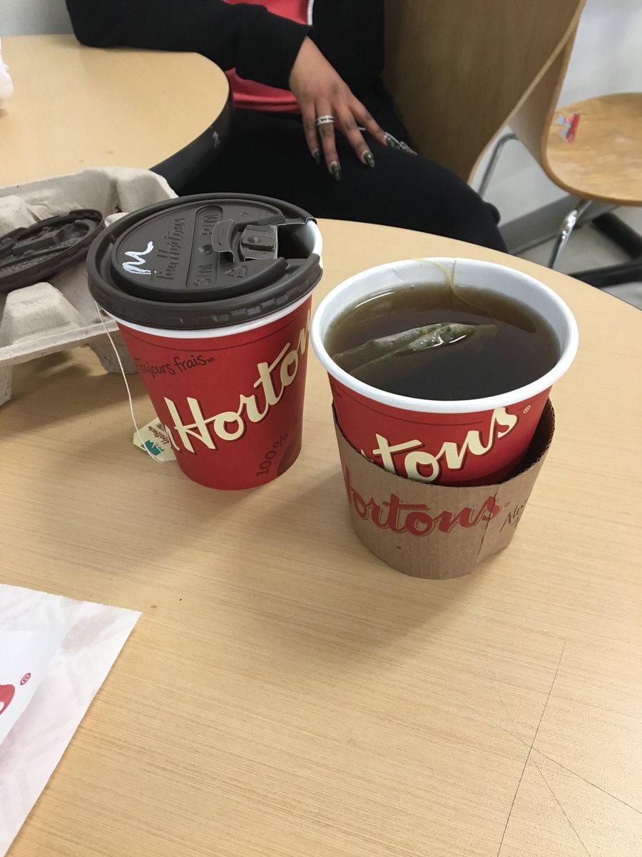 ChantalSinc's tweet photo. Not only did @TimHortons rush me when ordering telling me to hurry up but they also didn’t give me any roll up the rim cups https://t.co/K4oTbpG80k