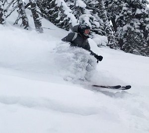 NYSDEC's tweet photo. Does the snow have you thinking of getting some more #skiing #snowboarding or #riding in? Protect our environment by using these tips to #ShredResponsibly: https://t.co/txj9dBufBC https://t.co/HTIeFnrIyx