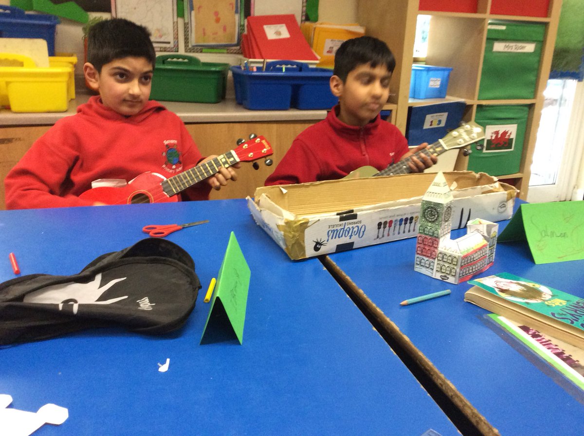 Ukulele lessons today. Amazing job, 4G!