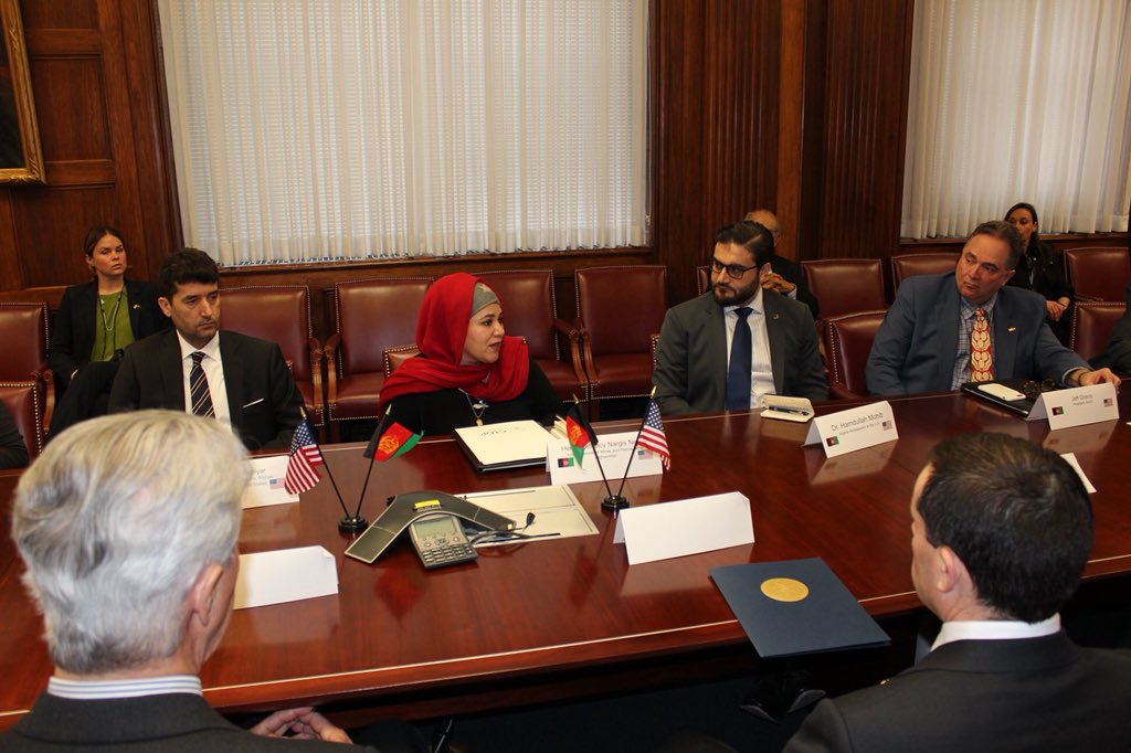 Another incredible representation of the new face of the Afghan government, Minister of Mines & Petroleum H.E Nargis Nehan is in Washington this week to meet with U.S government officials, think tanks & private sector partners #AfghanWomenReformers