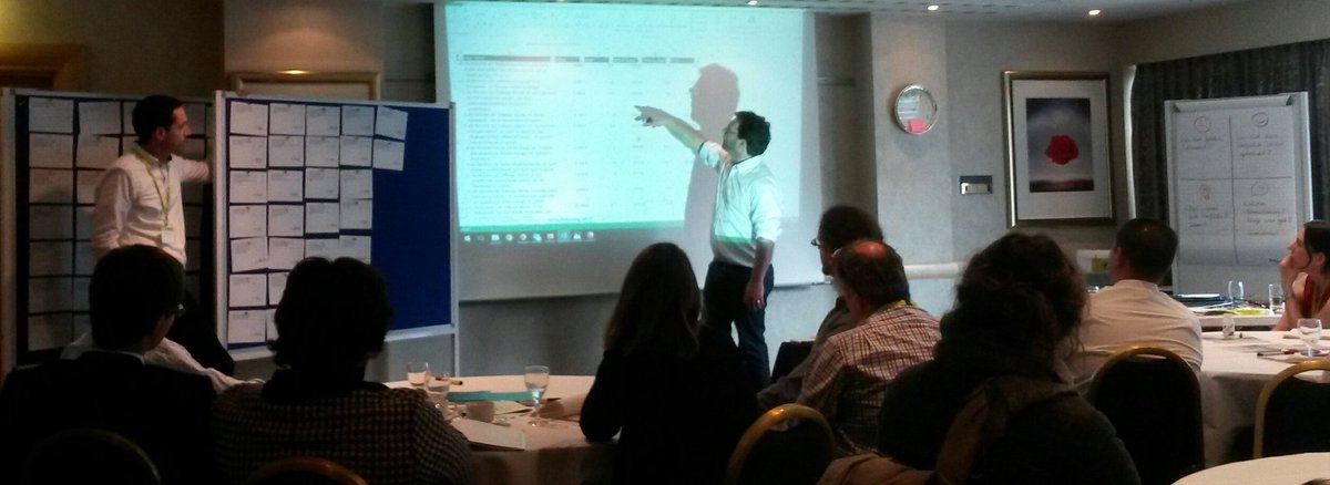 Wieder seitenweise Impulse und Ideen auf der #PMWelt eingesammelt und gute Kontakte geknüpft. Danke @ProjektMagazin für diese in jeder Hinsicht gelungene Konferenz.