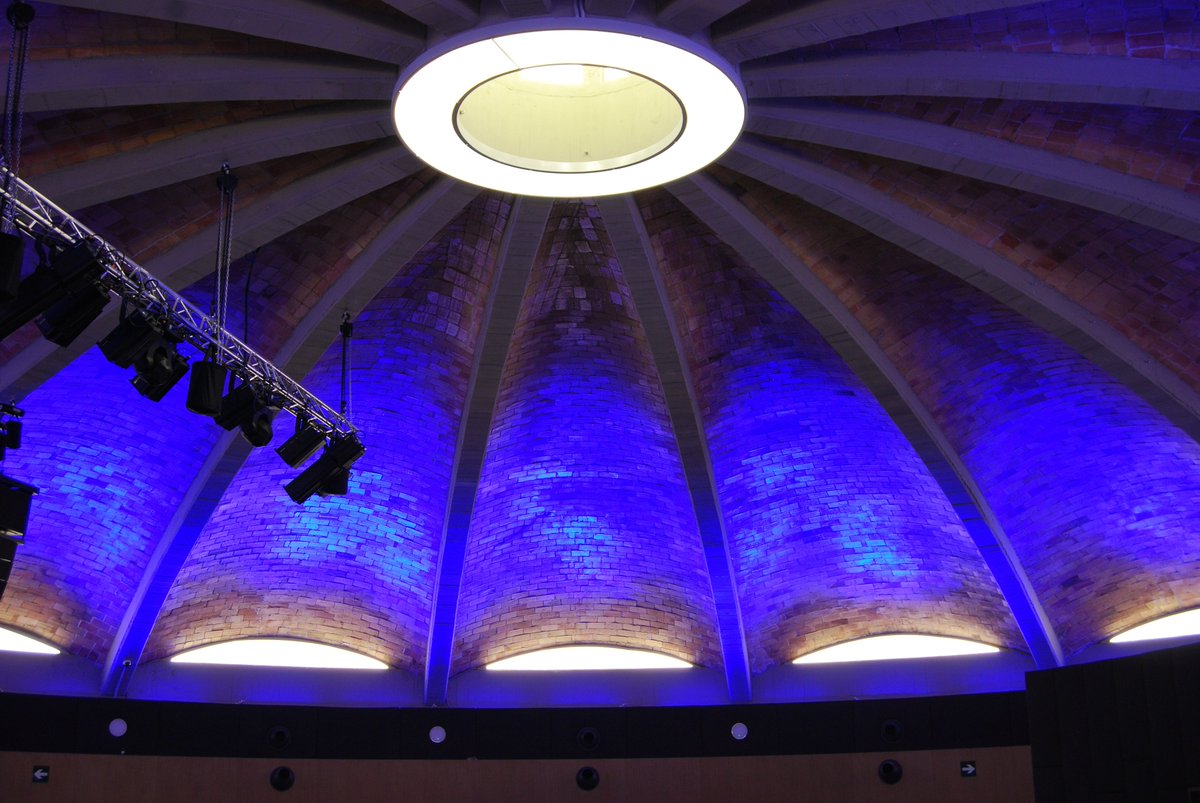 COMLEDBarcelona's tweet photo. #proyectosled iluminación técnica, iluminacion escenografica, iluminación hecha a medida #tallerdellum #comledbarcelona.
Proyecto: Agora @fundacioagbar https://t.co/CSbhsjzmZk