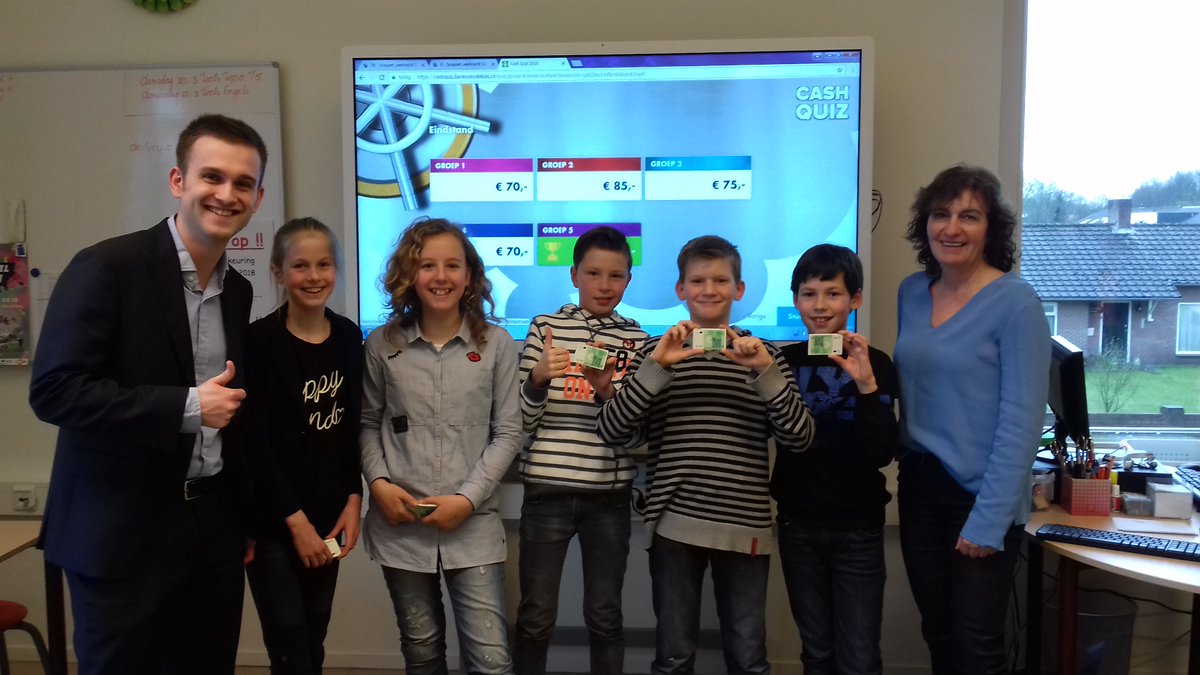 miekemanders's tweet photo. Enthousiaste kinderen bij de gastles op basisschool Kleinerf in De Mortel. Het groepje 'De Geldwolven' heeft gewonnen! https://t.co/xWXMAa4sJb