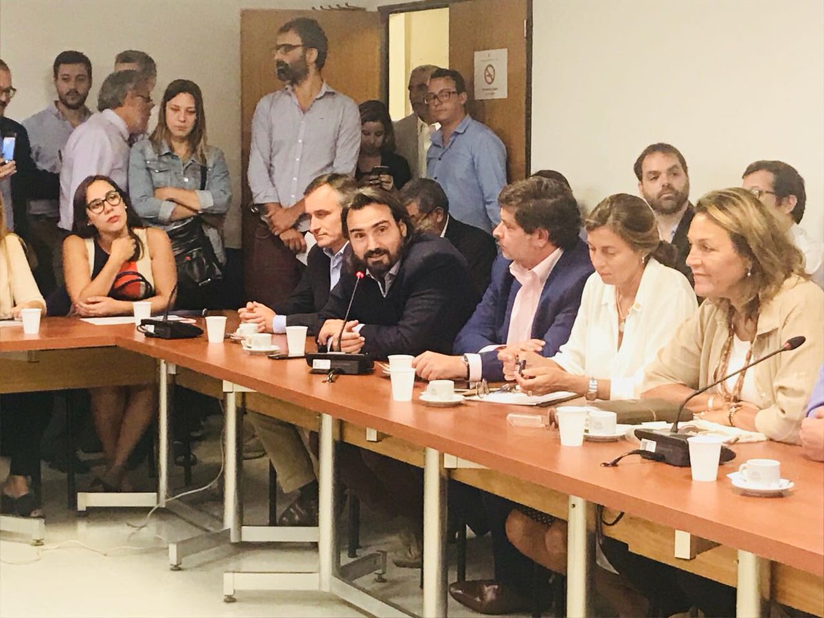 Lucas_Incicco's tweet photo. Se constituyó la Comisión de Educación de @DiputadosAR y tuve el privilegio de proponer a @joselriccardo como presidente y a @FerIglesias para que ocupe una de las secretarías. Vamos a hacer un gran trabajo por la educación de calidad que el país necesita. https://t.co/hgzUAt4UKz