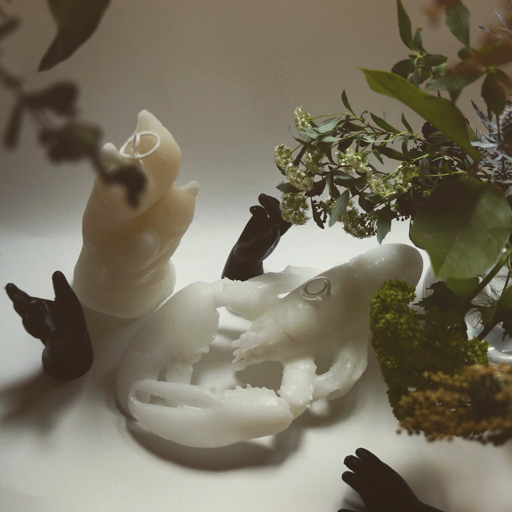 asking4themoon's tweet photo. https://t.co/vaXKBr4U27

#ブタ #candle #キャンドル #aroma #botanical #interiordesign https://t.co/Y9wsW7HhDt