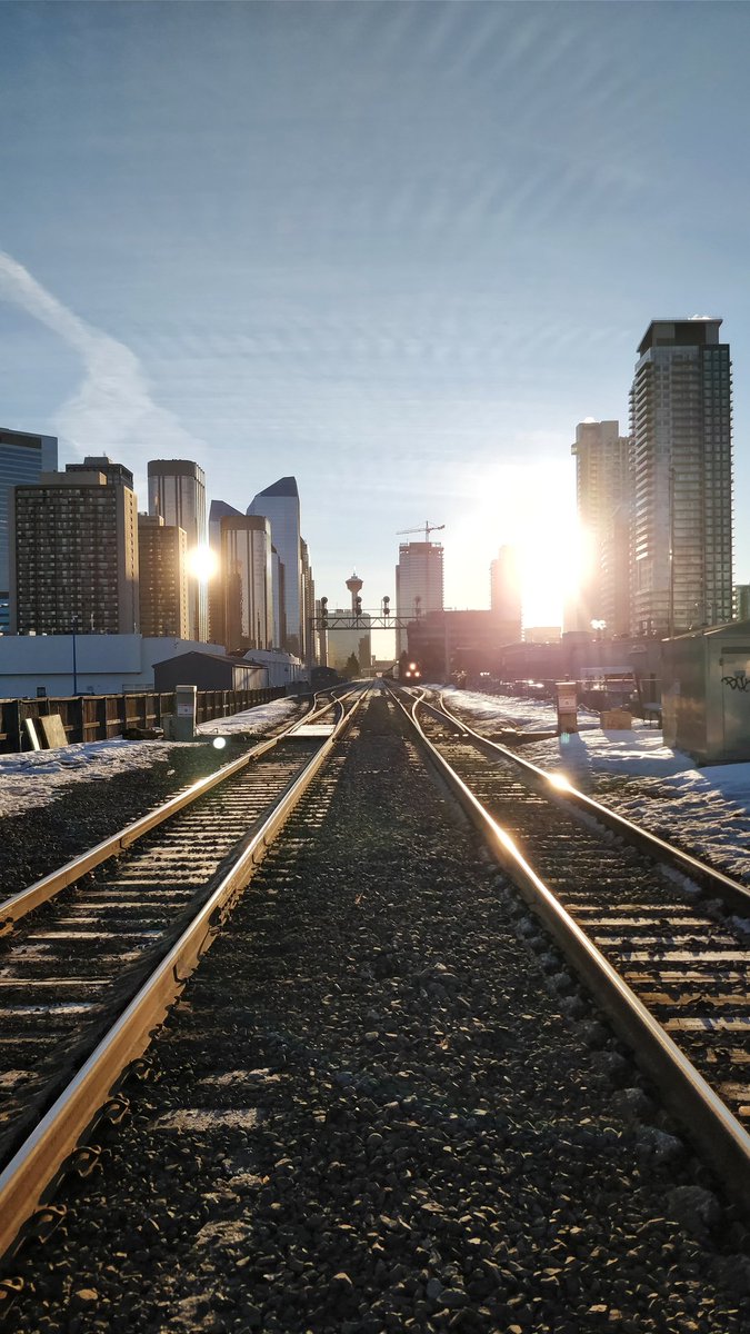 cmcalgary's tweet photo. Here's a little @CanadianPacific porn for you. #CPorn #yyc #trains https://t.co/xIIb91ZobQ