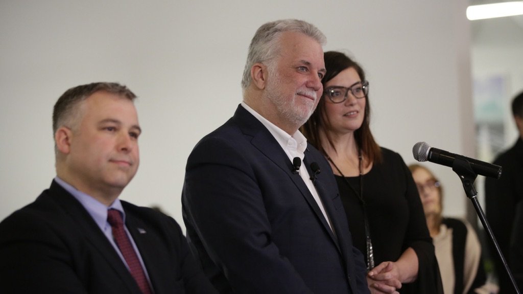 phcouillard's tweet photo. Lancement campagne de financement Fondation @ForcesAVENIR : le gouvernement du #Qc annonce une contribution de 7,5 M$ pour soutenir les jeunes qui s’engagent dans leur communauté, persévèrent pour atteindre leurs objectifs et prennent leur place dans notre société.  #Jeunesse https://t.co/Z6iEAcxiPN