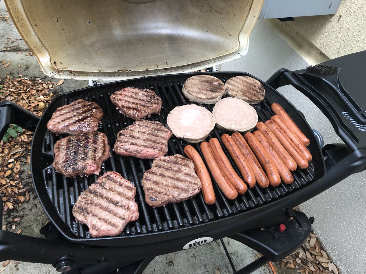 KenAiello66's tweet photo. @shaleenajade @Ang_Rutherford1 @CristySwink @JenVanBus @jemeFL @Avi_Ciec_ARSM Really great event!   The Business team will be coming to a store near you soon!!!                       WASH AND GRILL CONTEST https://t.co/BjrjQYNPEd
