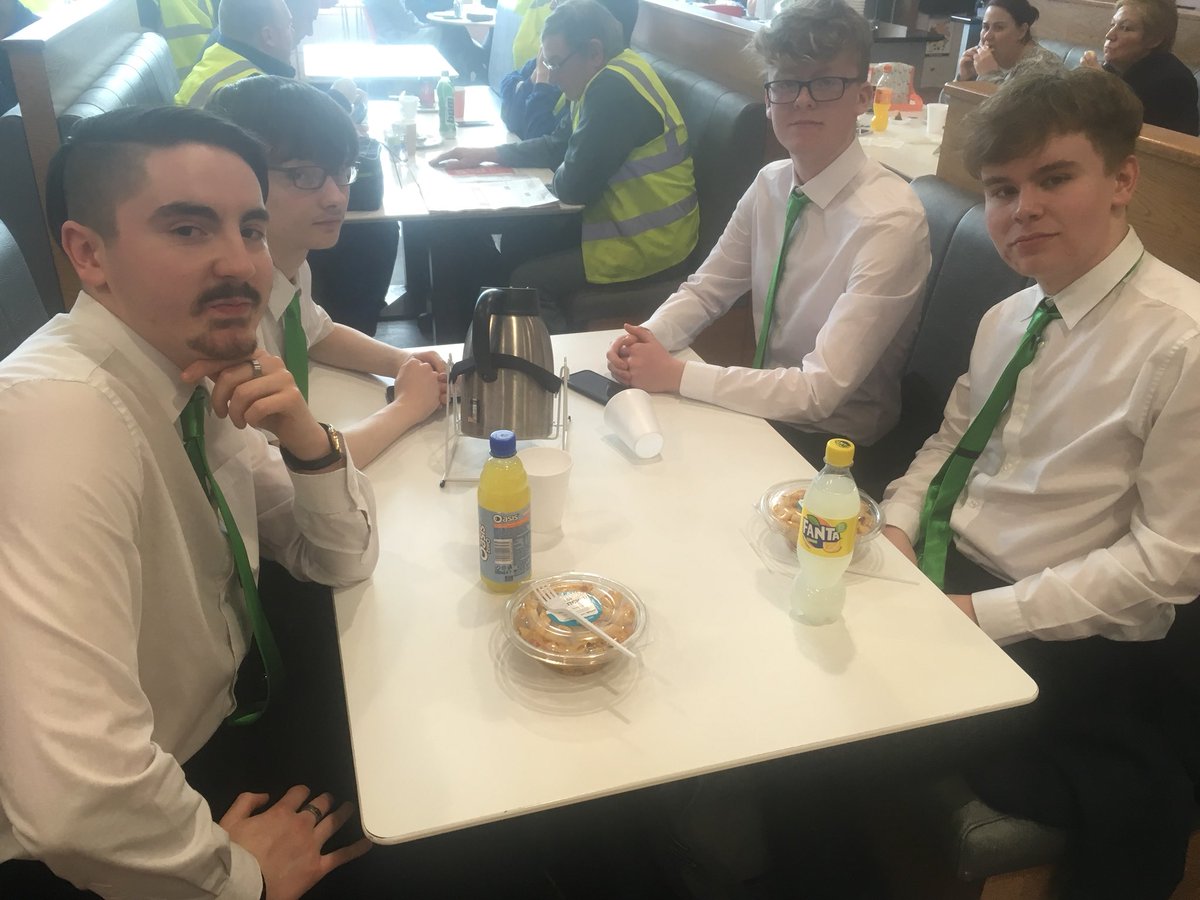 lismorebusiness's tweet photo. Both our Year 13 companies represented their respective companies to a high standard at the ‘Southern Area’ Company Programme competition today.

The competition took place at Moy Park offices, Portadown.

Well done to ‘Safe Tip’ and ‘Fast N Up’. 

@SafetipCompany @FastNUp https://t.co/23pE3zPS2X