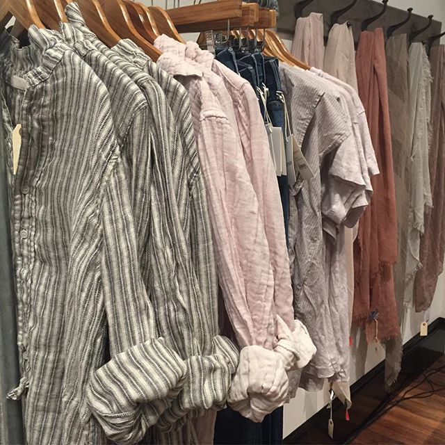 robindira's tweet photo. Gorgeous New CP Shades has arrived at the boutique....making us very happy today.💛 #robindiraunsworth #robindira_unsworth #cpshades #tunics #linen #japanesecotton #stripes #shirt #pink #spring #fashion #linenshirt #california #winecountry #winecountryliving #sonoma #bohostyl… https://t.co/ls9XOduY4y