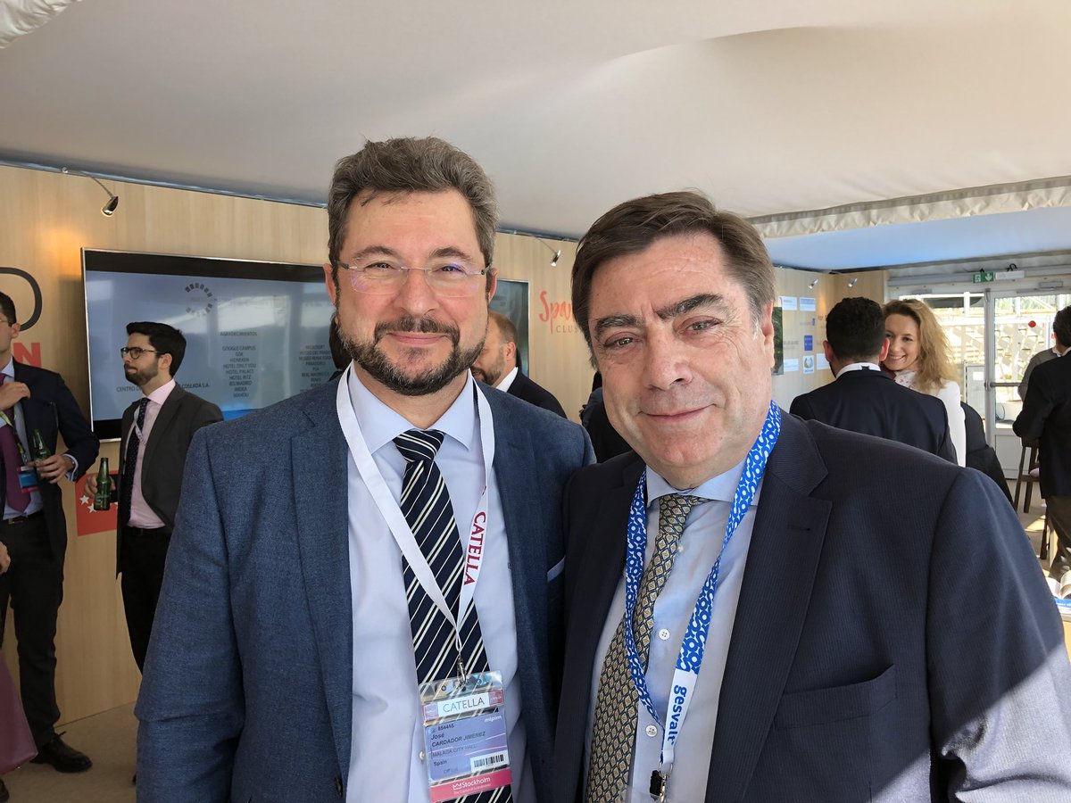sandradaza_ds's tweet photo. #MIPIM2018 #SpainAtMIPIM @Gesvalt con Ayuntamiento de @malaga @JoseCardador https://t.co/YPOgjN0POH
