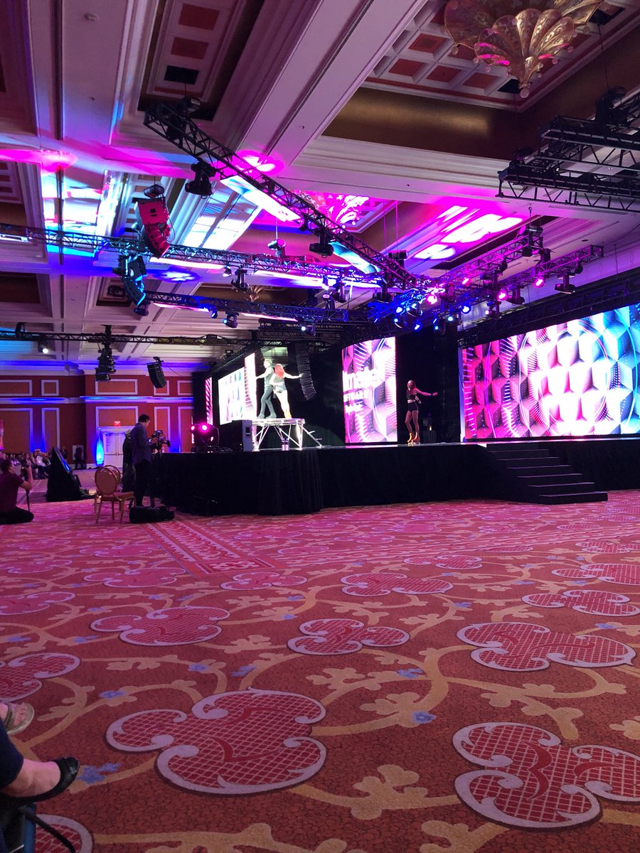 jackklott's tweet photo. I sure hope @WEHicks is good on skates too!! #UltiConnect #Yikes #dizzyspell https://t.co/ekRikUGiGP