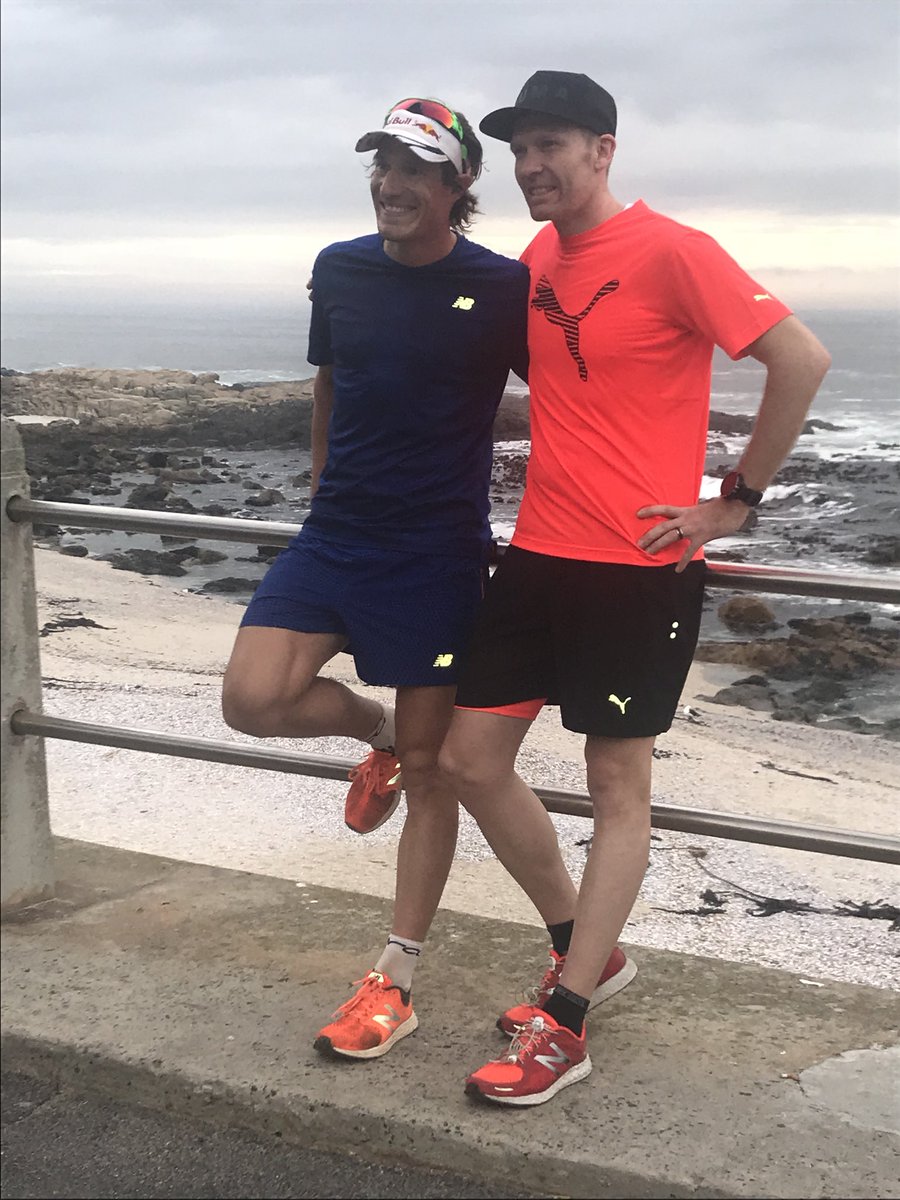 Stoked athletes meeting <a href="/SebastianKienle/">Sebastian Kienle</a> for the first time #sbrtriathlon #rundinnerchat #sbr