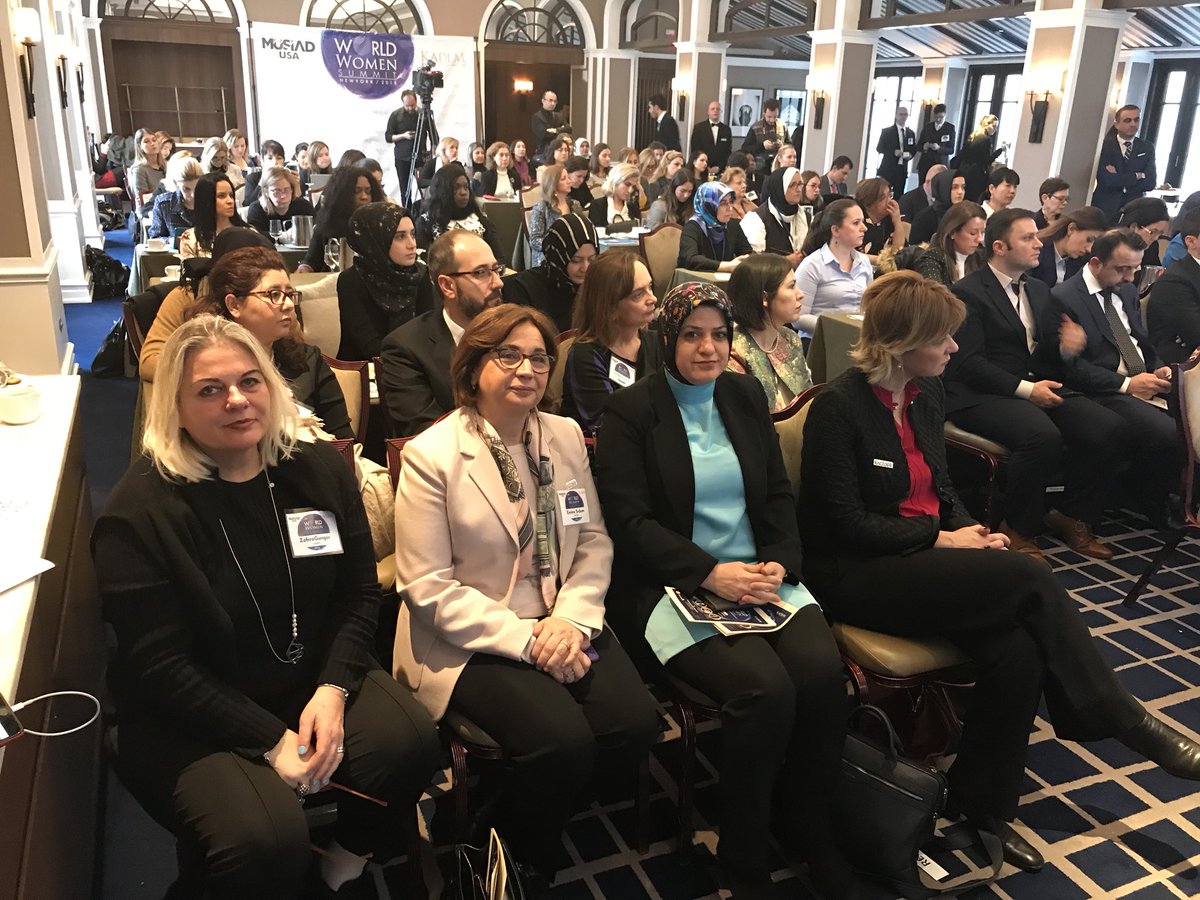 aysesula's tweet photo. MÜSİAD USA ve KADEM işbirliği ile düzenlenen Kadınların iş hayatındaki rollerini konu alan  Dünya Kadın Zirvesi toplantısında iş kadınlarımızla buluştuk. 
@kademorgtr @MusiadUSA @byMustafaTuncer https://t.co/cwxFnzMhkj