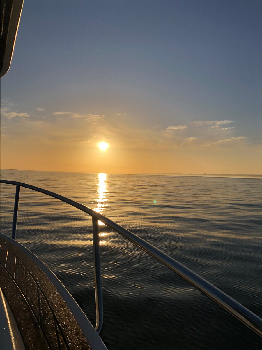 BoatClubTW's tweet photo. Would you like to get out on the water and enjoy moments like this? Call us now to find how you can enjoy Hassle free, Unlimited Boating for a simple monthly fee! 02392 706 599 #boatingdreams #solentboating #springiscoming #boatclubtrafalgar https://t.co/RIuZxvi8PJ
