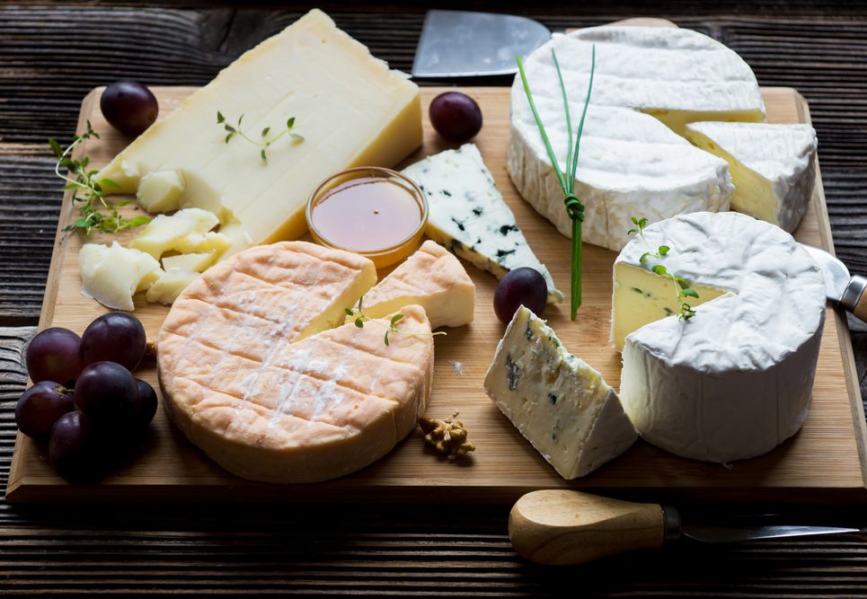 gourmetdemexico's tweet image. El queso mexicano es famoso en todo el mundo. Conoce 8 de los nuevos quesos mexicanos que están invadiendo el mercado. bit.ly/queso-mex