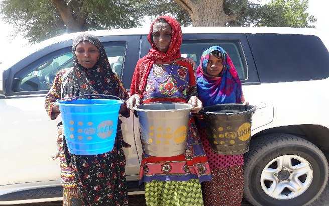 KorieUNFPA's tweet photo. UNFPA Humanitarian intervention in Borno state. #leavingNOOnebehind #PutingYoungPeopleFirst This week- Humanitarian intervention to new displaced population in Gayi shuwari ( Konduga LGA) over 300 women & girls benefited @UNFPANigeria @UNFPA @UNFPA_WCARO @diene_keita https://t.co/18y0qN0PP6