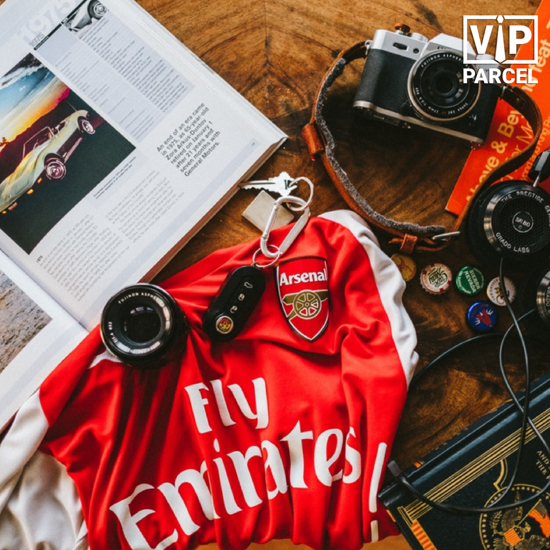 VIPparcel's tweet photo. Shipping a #camera? Put eat piece in their respective cases and then wrap in #bubblewrap for maximum #safety! #photography #photographer #camera #nikon #canon #sportsphotography #artist #art #shippingtips #fragileitems #international #domesticshipping #vipparcel #shipvip https://t.co/sOB2vlVwaY