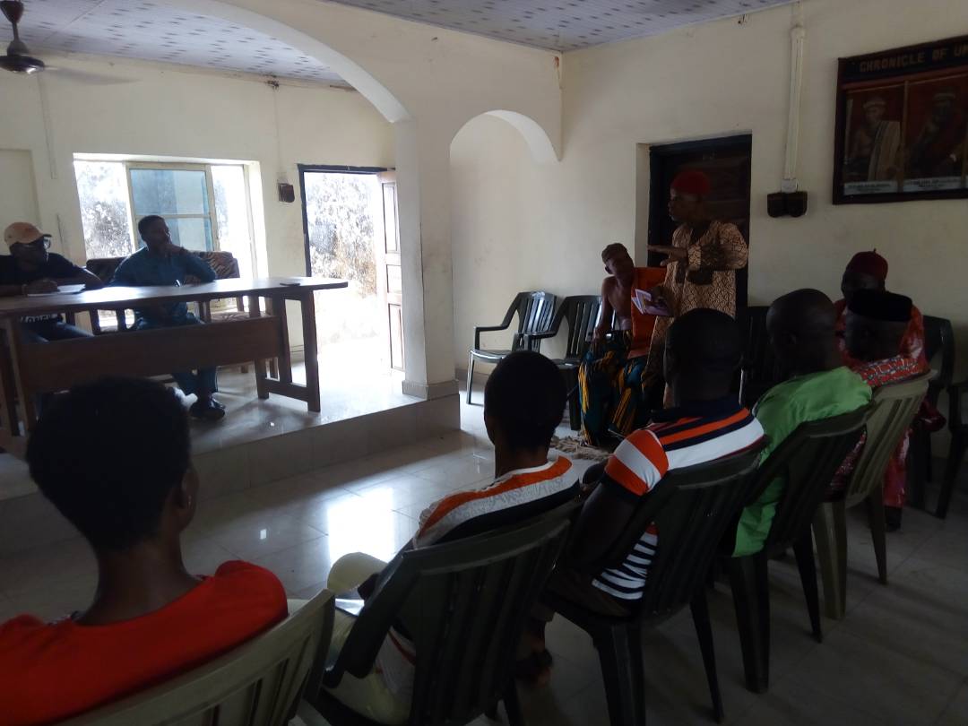 4lowthemoney's tweet photo. Our team went for a the town hall meeting at Ugep, Cross River state this morning. During meeting, the community frowned at the fact that they don't know the school project specifics and amounts with which to hold the government to account.
#UpgradeUgep 
#FollowTheMoney https://t.co/P5DYhIO3gP