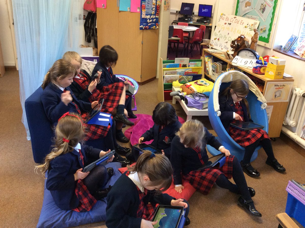 THSch_PrePrep's tweet photo. #thprep #thcomputing club learning block programming with @gotynker https://t.co/oD5arpdzAQ