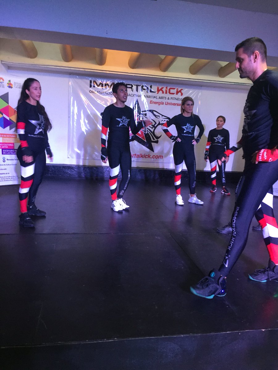 immortalkick1's tweet photo. #trascamara #immortales #entrenando con nuestro #master @jesusimmortal #staff #cancun #mexico https://t.co/F1b8CHT0FA