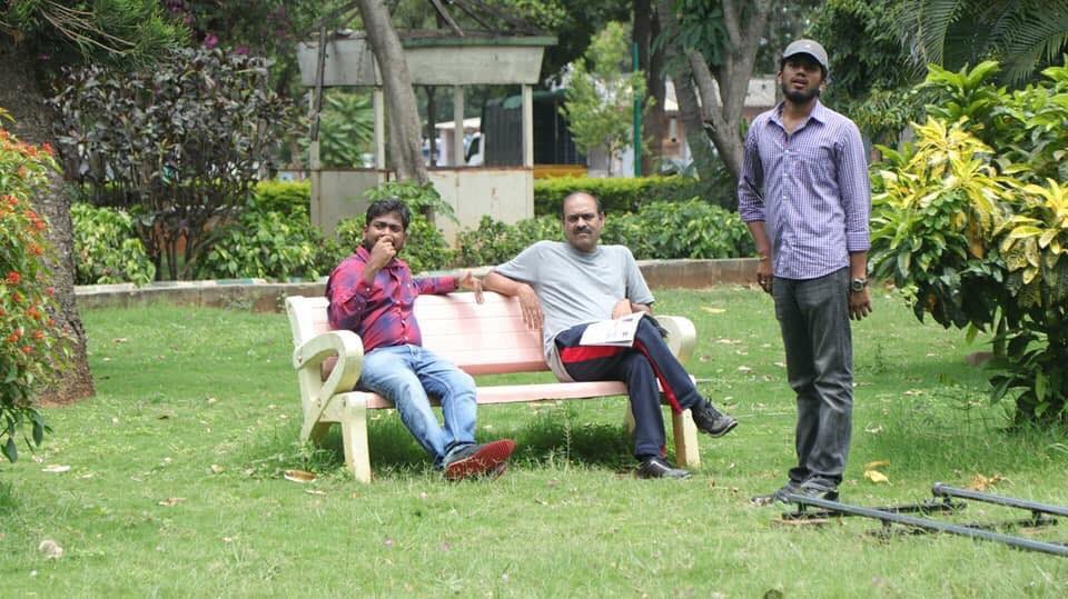 moviemantraa's tweet photo. #IdamPremamJeevanam Working stills #scene23 #fatherherosyndrome #IPJ #MovieMantra

https://t.co/hDLV9c1mMM https://t.co/Gaz4gtKfAQ