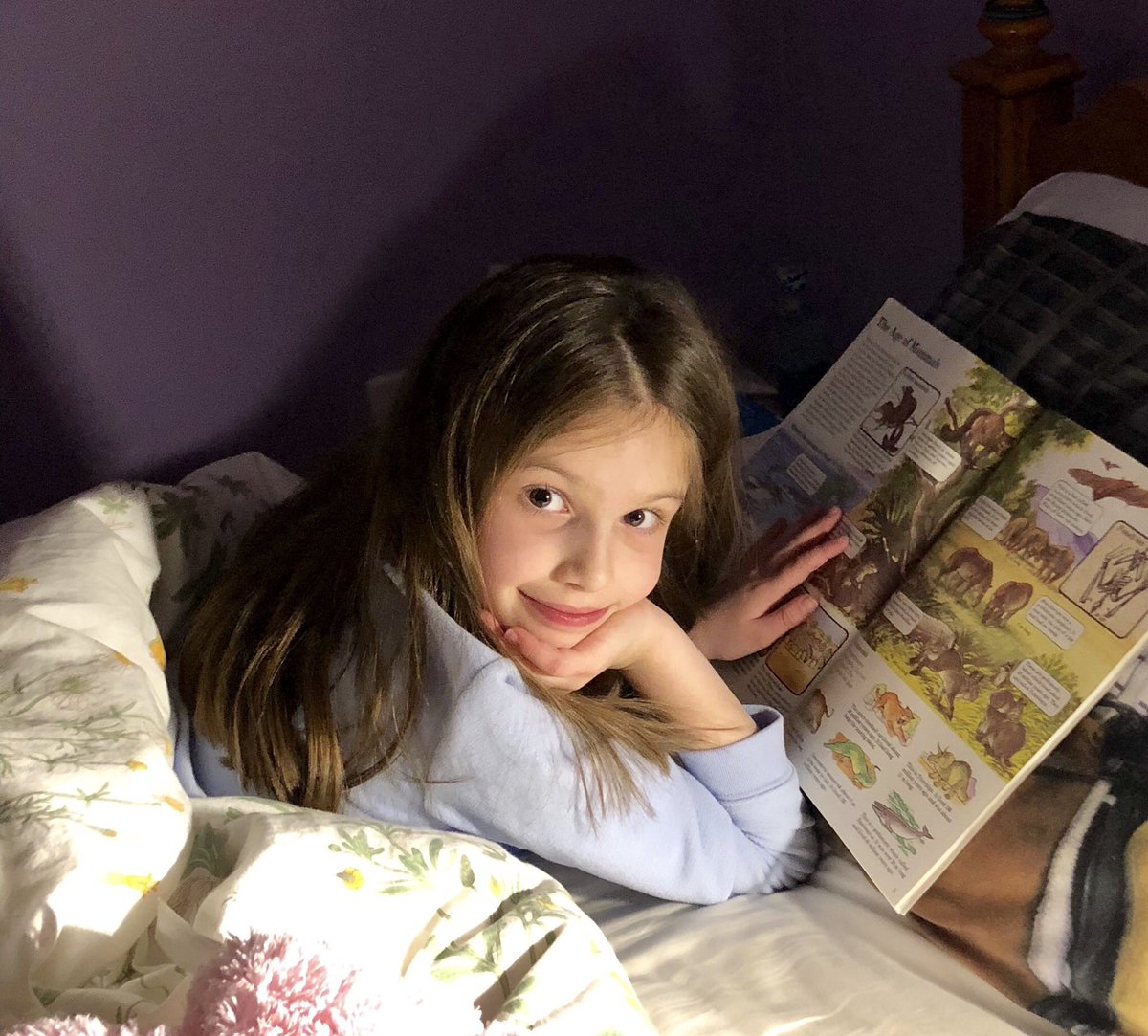 NatalieAlllitup's tweet photo. @SLCSpearson Audrey Dominguez working on her #pioneerspaws4reading bingo! https://t.co/pYInfJGNMF