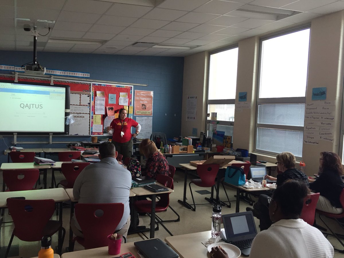 lbubnick1's tweet image. 3 lunch periods, 3 lunch ‘n learns @NCHMiddleSchool #goformative #lunchpd