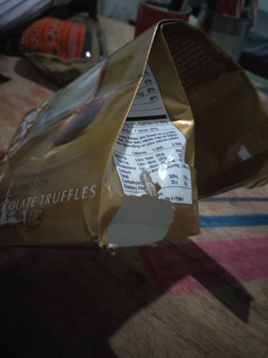thefunwon's tweet photo. Stinkin' rat at the post office left me only two #LindorTruffles, stinkin' rat! #TwoIsBetterThanOne #OrNone https://t.co/VPoxLvkdFE