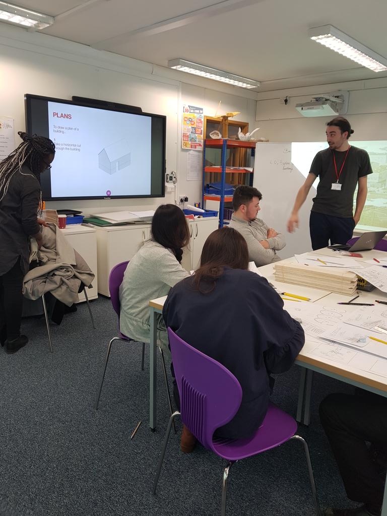 LDEfurnaz's tweet photo. Amazing ideas coming across from the Year 12 BE students with @Hawkins_Brown team, working on the @LDEUTC future cities theme. @RIBA @GeoffreyJFowler @CioLdeUtc @GloriaGoldLDE https://t.co/gU2Wh89QX2