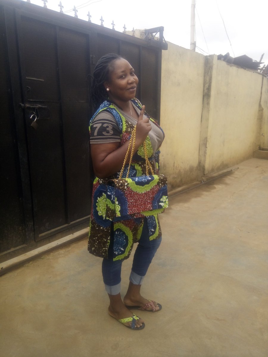 ennytunero's tweet image. Ankara Bags, Ankara slippers, Ankara jewelries wiv any Ankara of ur choice or our Beautiful long lasting Ankara built from the SCRATCH..... 07066302330 or 08112143866......#sheedahkrafts #ankarakrafts #boxbag #slippers made in Nigeria by ur Loyal 24carat Ijebu Gurl 🙌💕😘❤️