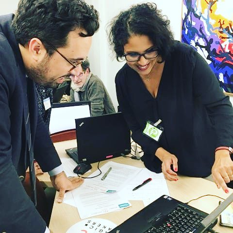 LRMYasminJAAFAR's tweet photo. Instant selfie avec @mounir et @LM_omara à @AssembleeNat pour #CodingApero. #SelfieMahjoubi https://t.co/KtBvpoXA4B