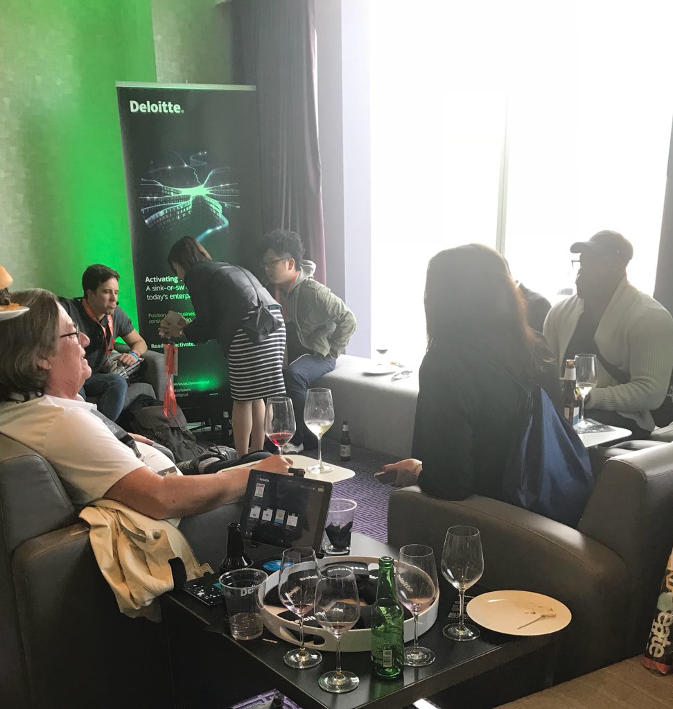 apabbatielloPwC's tweet photo. Chillaxing at the Deloitte Lounge. #DeloitteSXSW #oneHC #digitalorganization https://t.co/cgrEM57SuI